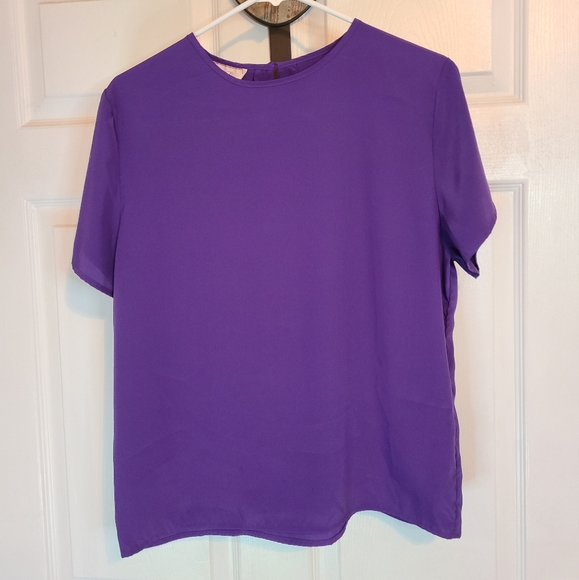(401) Pembroke Lane Woman's Short Sleeve Blouse, Size: Small Color: Purple - Picture 3 of 13